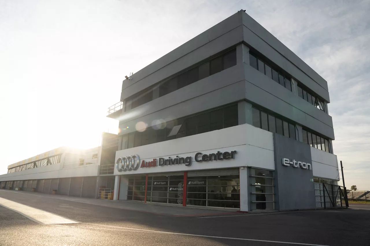 Audi Driving Center