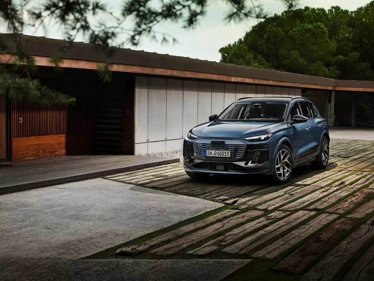 q6 etron electrico