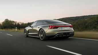 Audi RS e-tron GT performance