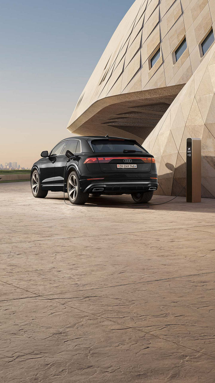 Audi Q8 TFSI e Attraction