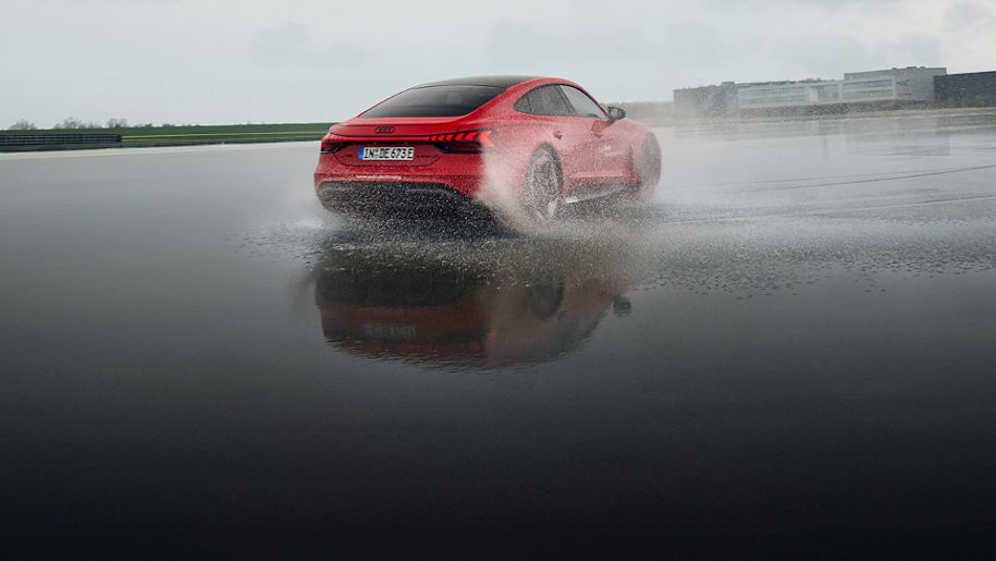 Audi driving experience in Aktion
