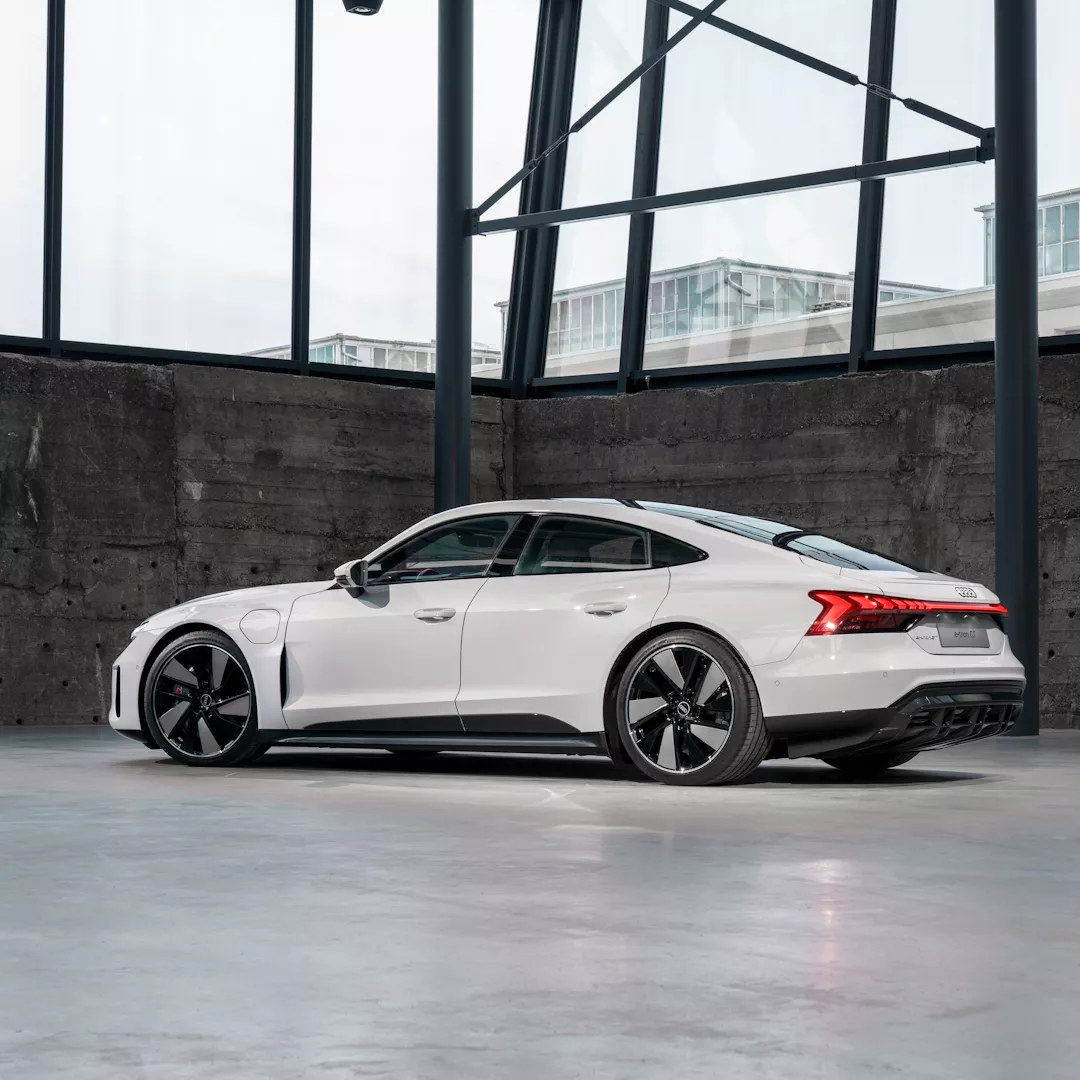 Hvid Audi e-tron GT