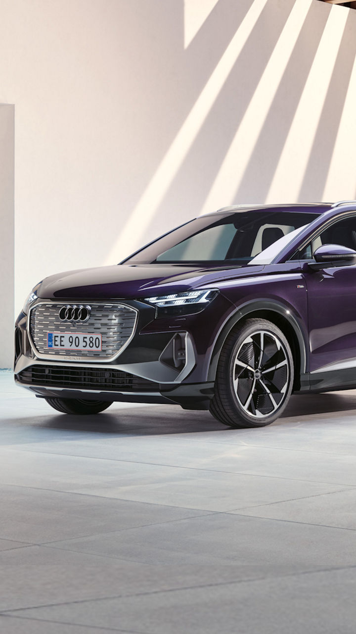 Violet Audi Q4 e-tron