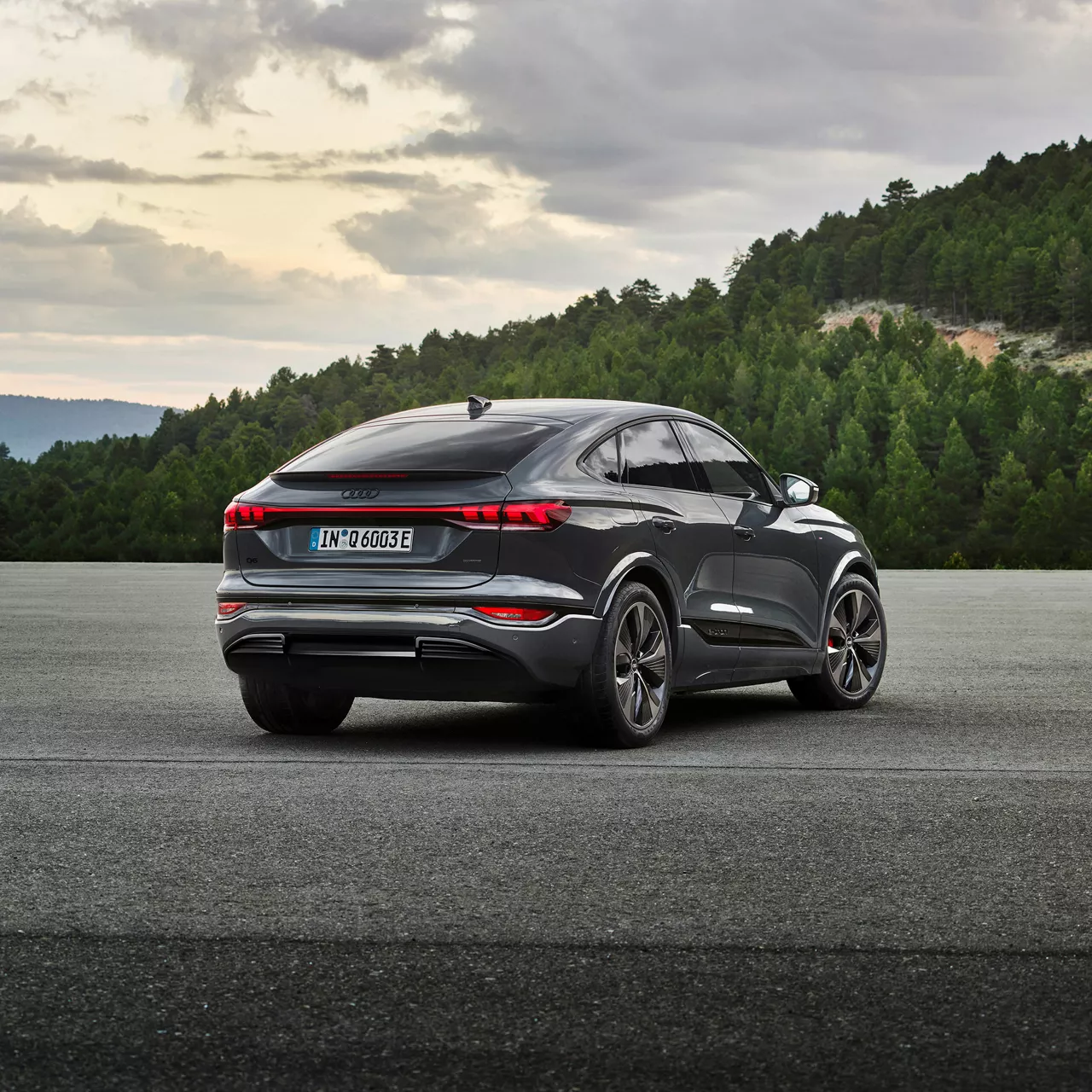 Foto de un coche 100% eléctrico de Audi.