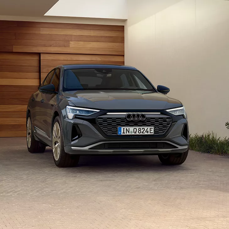 Foto de un Audi Q8 Sportback e⁃tron de segunda mano