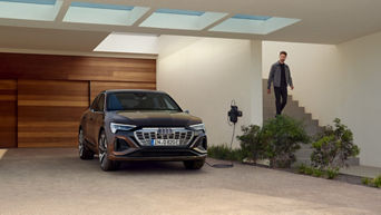 Foto de un Audi carga en casa 