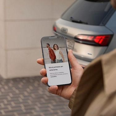 Foto de la oferta de un Audi Q8 SUV TFSIe, el SUV híbrido enchufable más versátil y eficiente de la gama Superpremium de Audi. 
