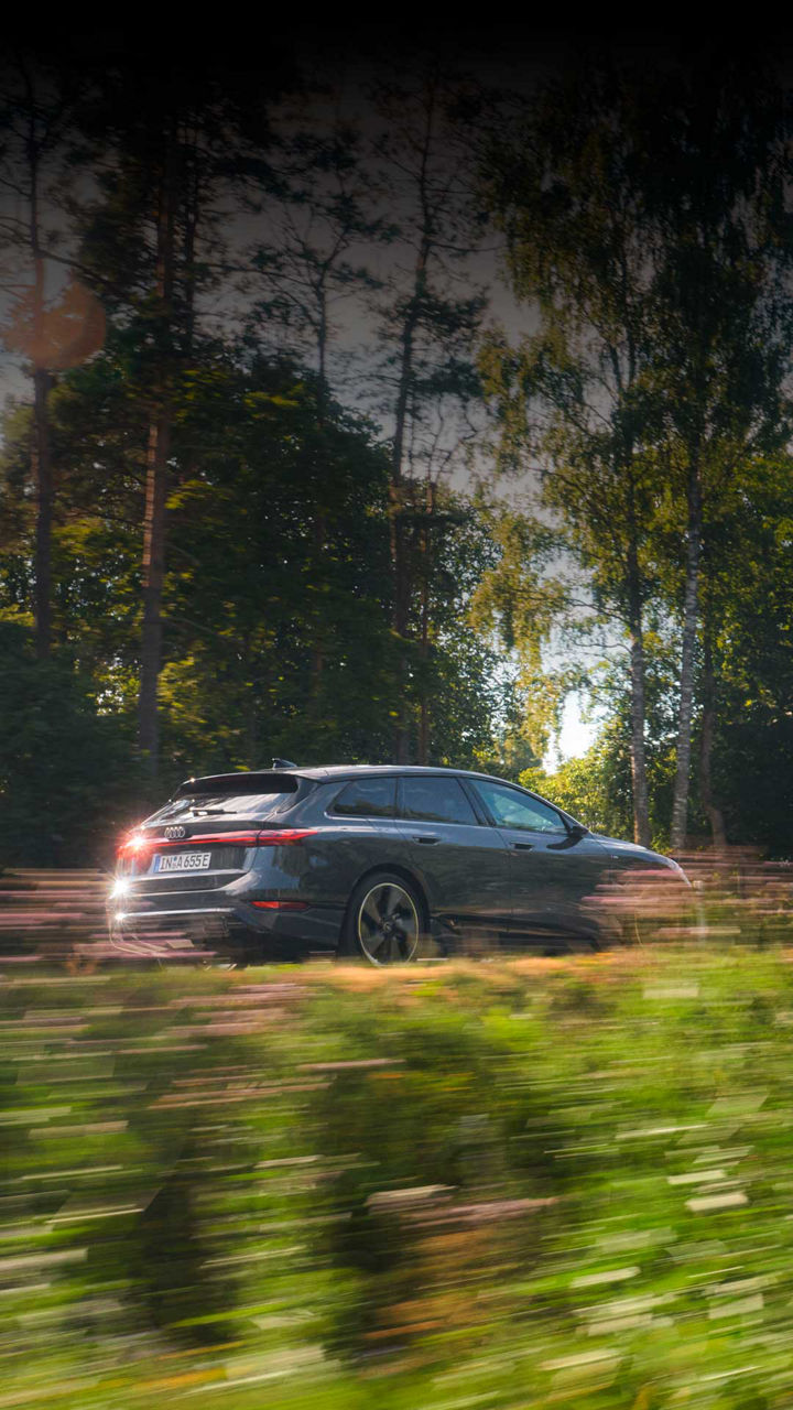 Tuhat euroa etumatkaa. Audi S6 Avant e-tronin ajokuva.