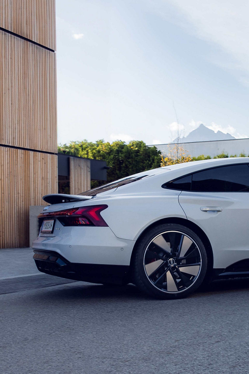 Kilde aime voyager en voiture et accorde une grande importance à la mobilité électrique.