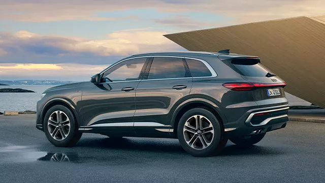 Audi Q5 カタログ