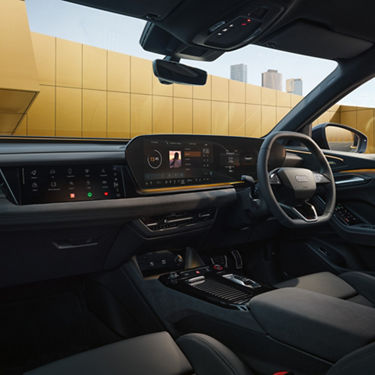 Audi SQ6 e-tron 鮮烈なデジタル体験を叶えるコックピット