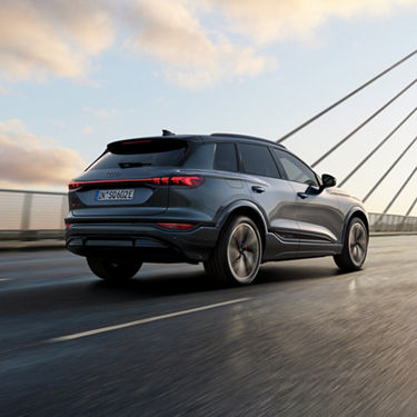 Audi SQ6 e-tron ダイナミックな走行特性を実現