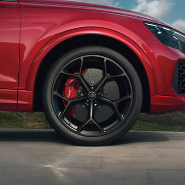 RS Q8 performance ホイール