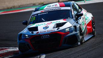 Victoria general para el Audi R8 LMS en la carrera de resistencia italiana