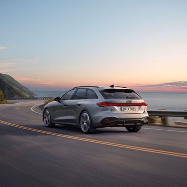 Audi A5 Avant - dynamiczny widok z tyłu