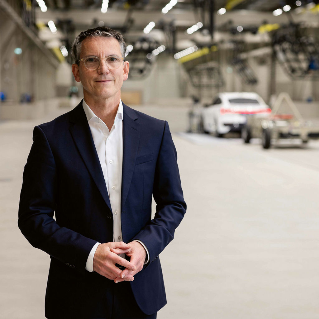 Martin Friedrichsen, chef för fordonssäkerhet på Audi, har 220 medarbetare till sin hjälp. 