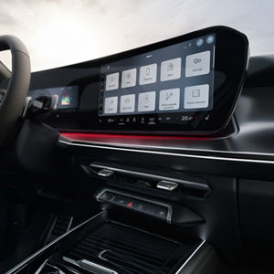 Panorama display with touchscreen and included functions.