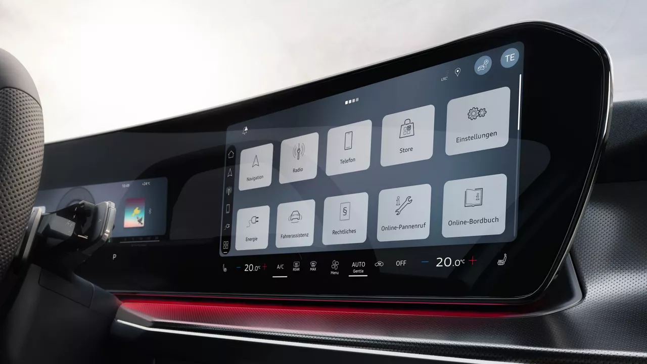 Vue sur l'écran tactile MMI de la Q3 Sportback.