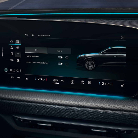 Vue sur l'écran tactile MMI du SUV Q3 e-hybrid.