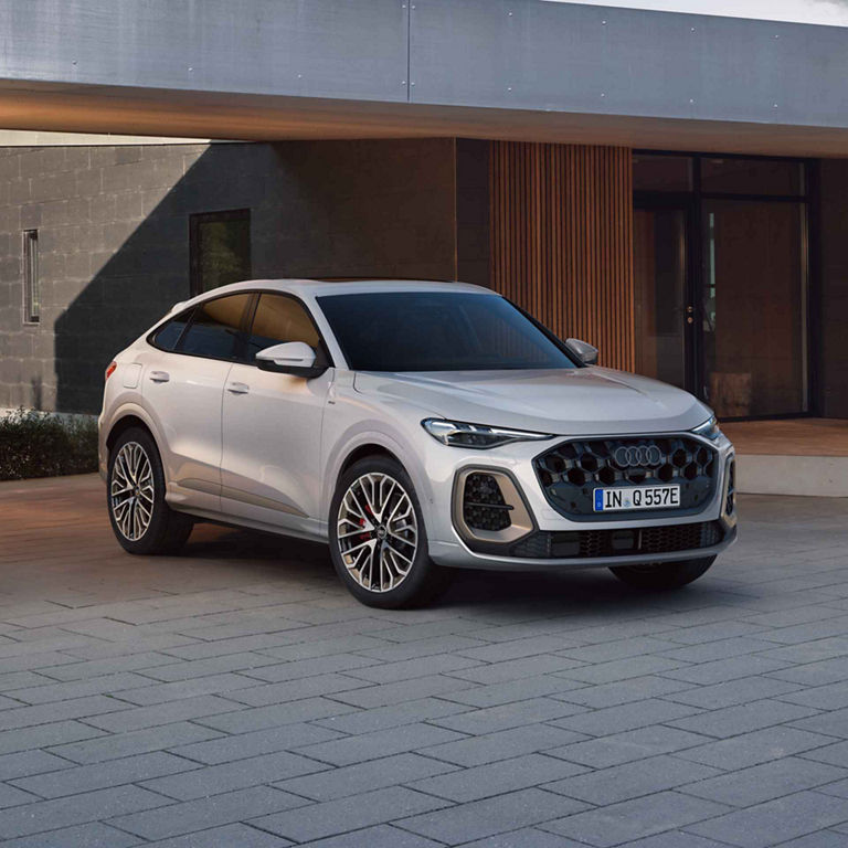 Audi Q5 Sportback e-hybrid Frontansicht edition one