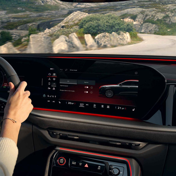 Audi Q5 Sportback e-hybrid display MMI