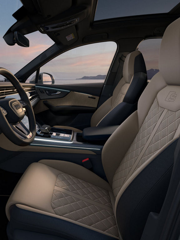 Cockpit view of Audi SQ7, Audi exclusive