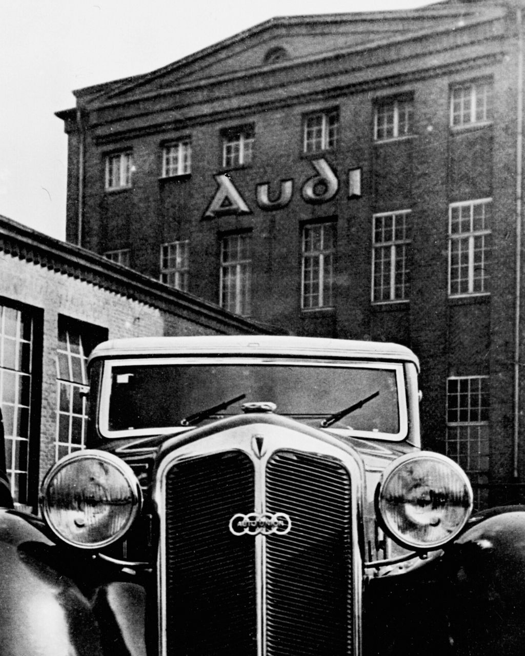 DKW F 5 mit dem Logo der Auto Union