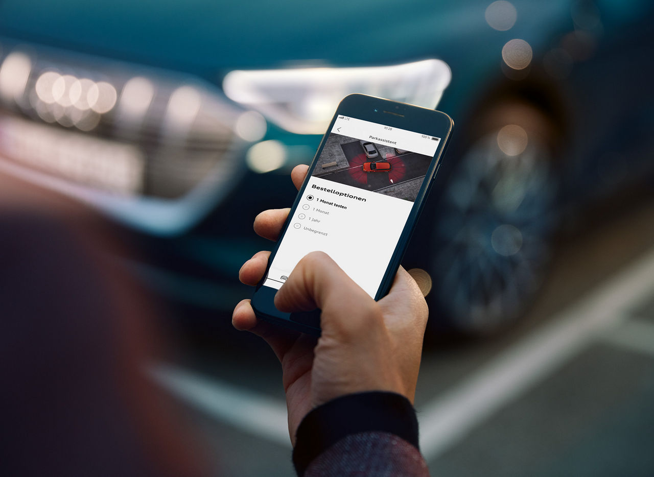 Functions on Demand auf dem Display eines Smartphones