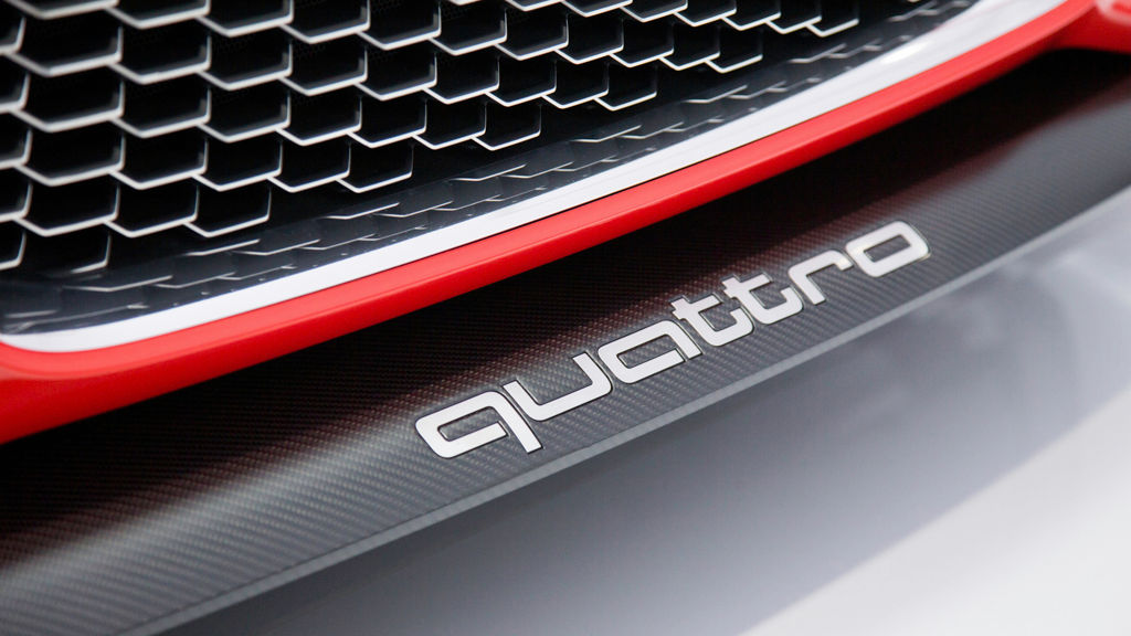 Close-Up des "quattro" Badges