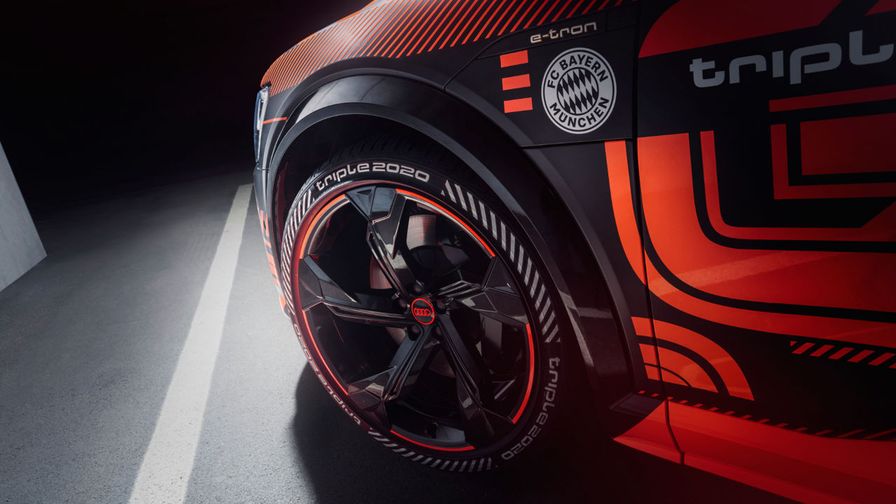 Front tyre of an Audi e-tron triple 2020 with FC Bayern logo
