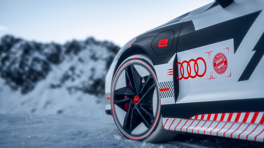 Linker Kotflügel mit Audi Logo