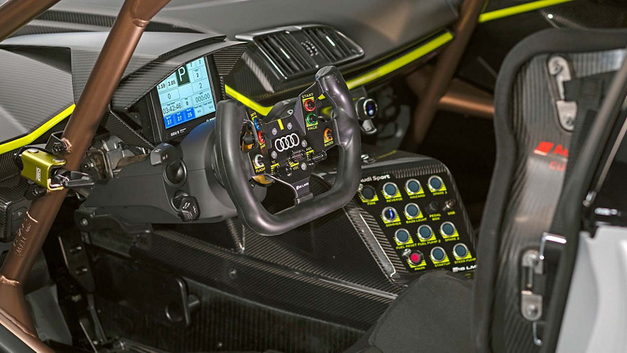 Audi R8 LMS GT2