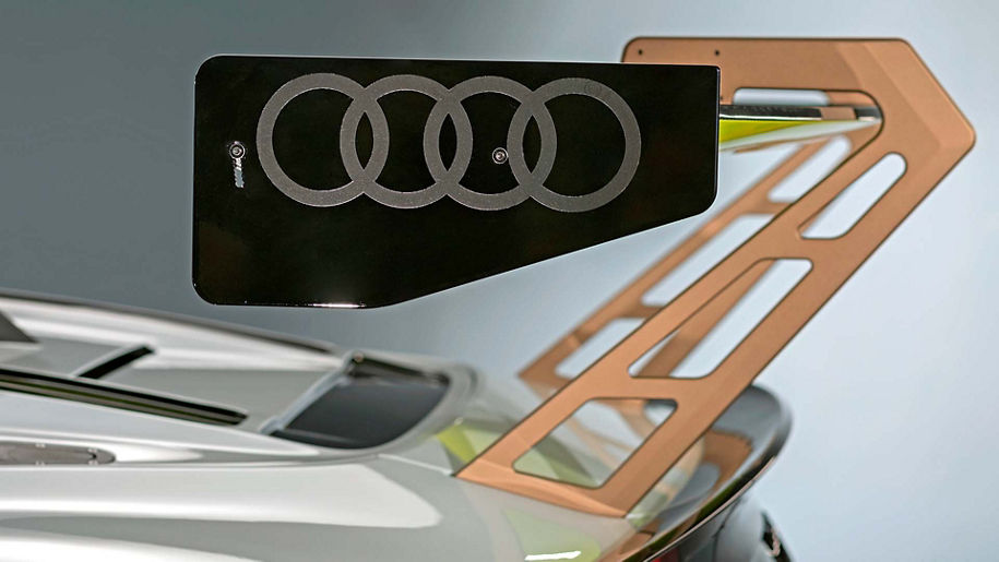 Audi R8 LMS GT2