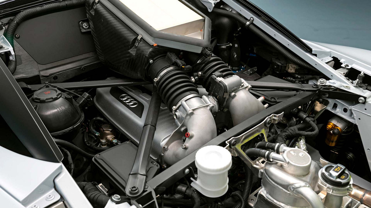 A picture showing the engine of the Audi R8 LMS GT2 race car.