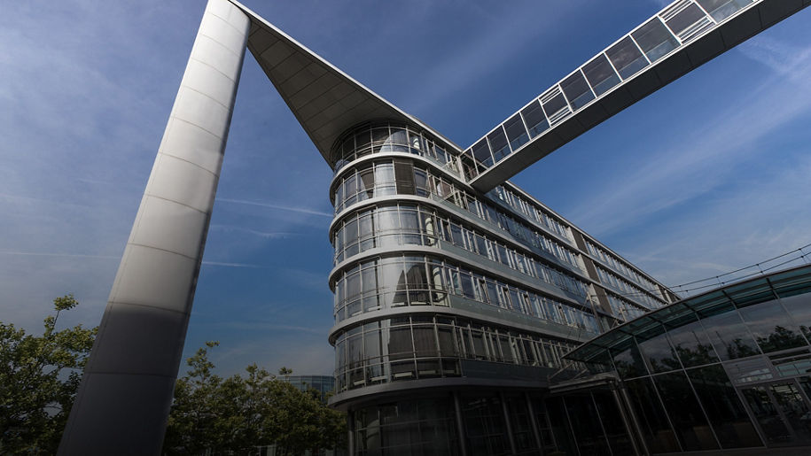 Außenansicht des Audi Forum Ingolstadt