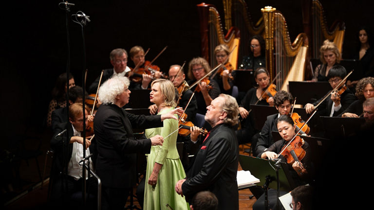 Sir Simon Rattle und das Symphonieorchester des Bayerischen Rundfunks mit Anja Kampe (Sopran) und Michael Volle (Bariton)