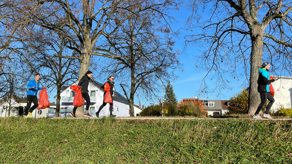 Läufer_innen und Sammler_innen: Die Plogger_innen befreien beliebte Laufstrecken von Müll.