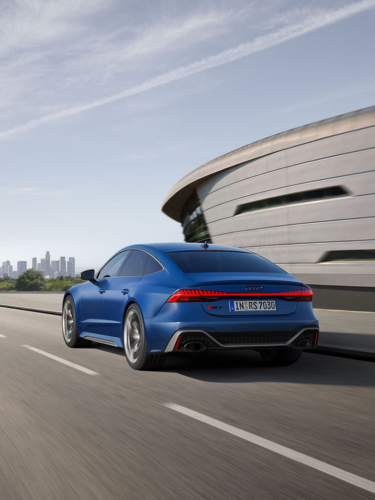 R7 sportback performance 