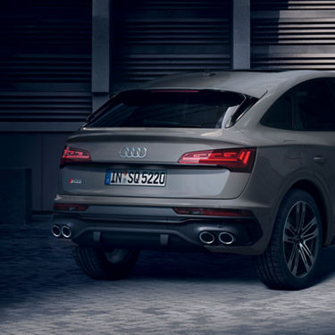 Audi SQ5 Sportback OLED Lighting