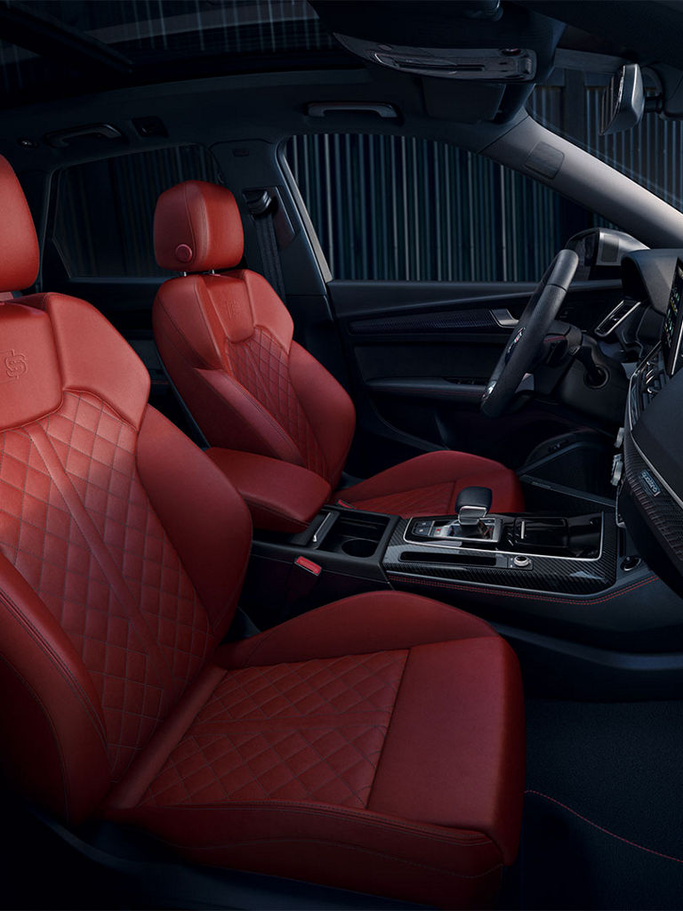 Audi SQ5 spacious interior