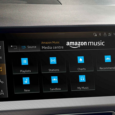 Audi A1 allstreet integra el asistente virtual Amazon Alexa y el servicio Amazon Music.