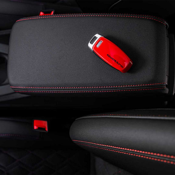 Audi Q4 e-tron Edition Swiss-Ski Schlüssel auf Mittelkonsole