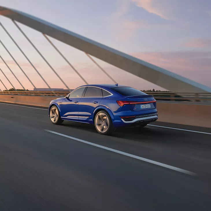 Foto de la carga eléctrica de Audi 