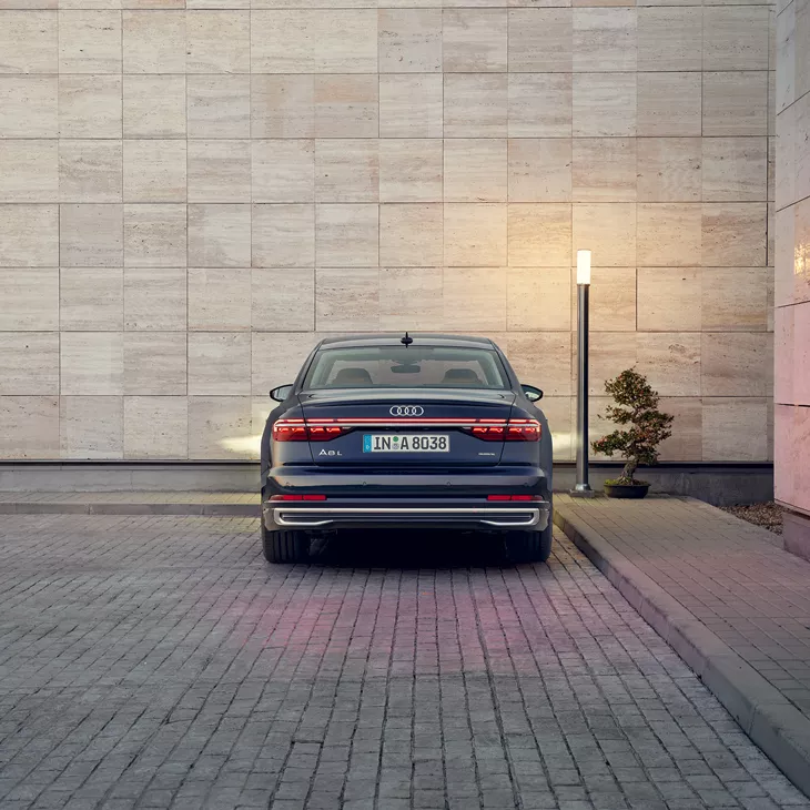 Foto del interior de un Audi A8 de ocasión, un Audi A8 seminuevo o un Audi A8 de segunda mano