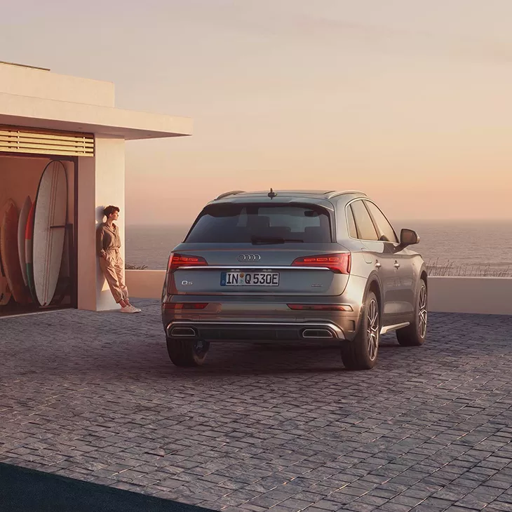 Foto de una oferta de Easy Renting de un Audi Q5 Sportback Black line edition. 