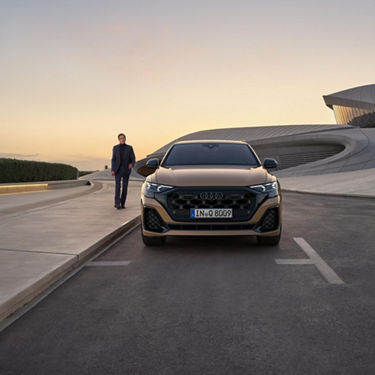 Foto de la oferta de un Audi Q8, el SUV más deportivo de la gama Superpremium de Audi. 