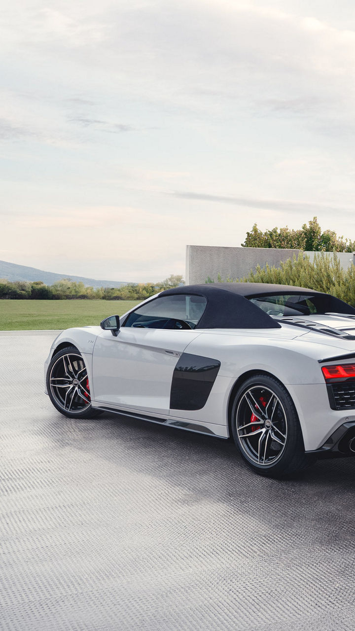 R8 Spyder V10 performance quattro