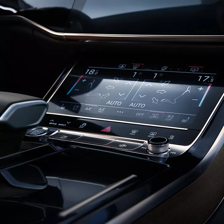 Foto del servicio de mantenimiento en el que se realiza la revisión de la climatización de un Audi 