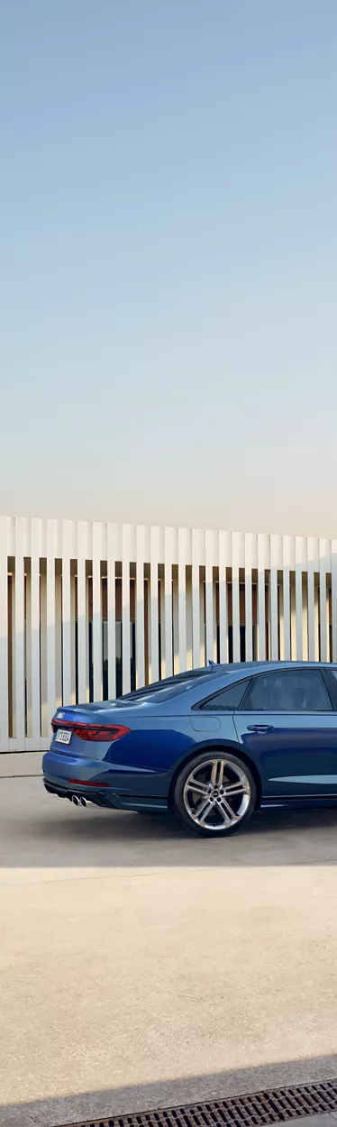 Audi S8