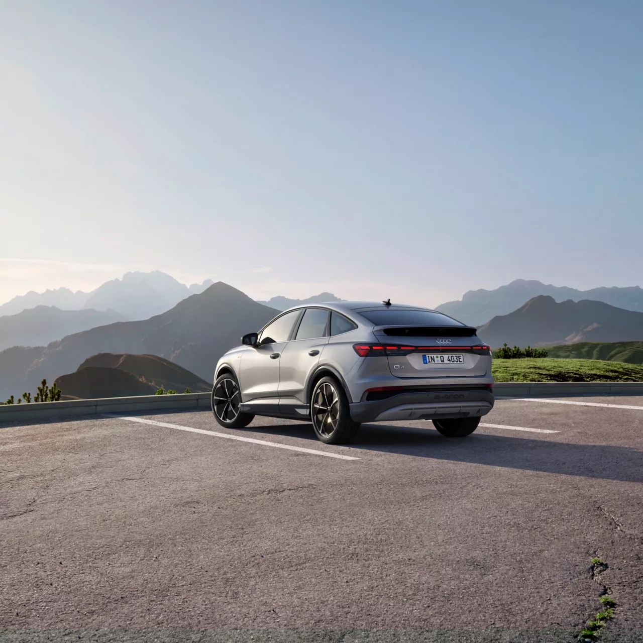 Q4 Sportback e-tron